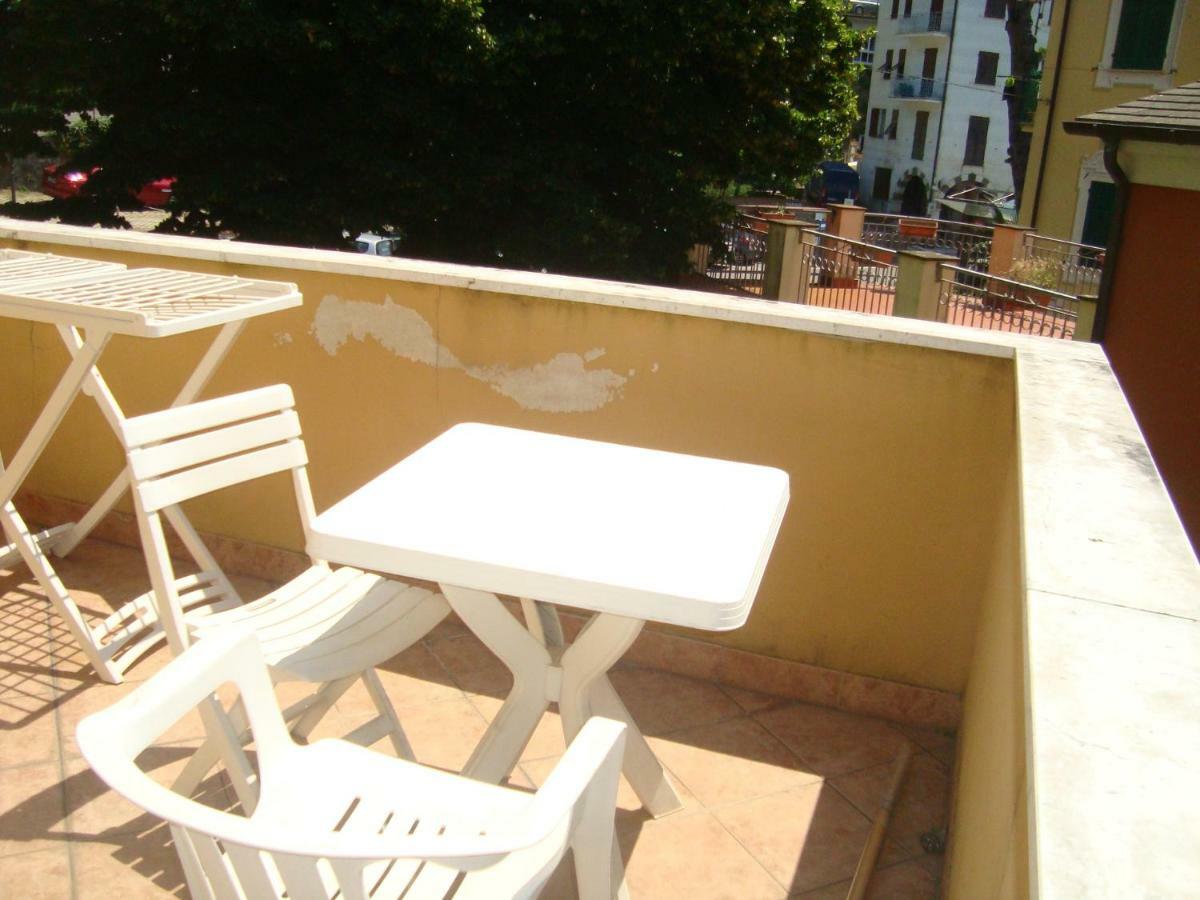 Lindavacanza Moneglia Exteriör bild